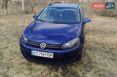 Універсал Volkswagen Golf 2010 в Дніпрі