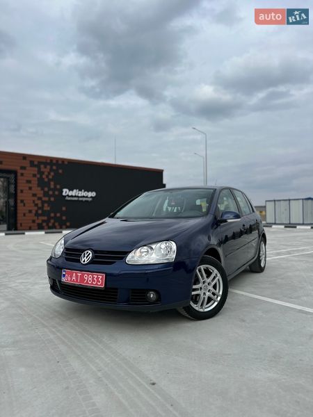 Хэтчбек Volkswagen Golf 2006 в Звягеле