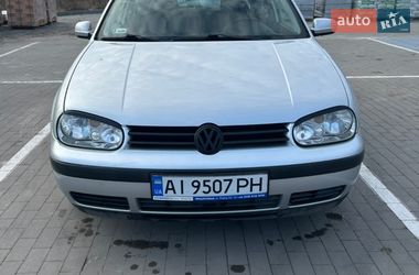 Хэтчбек Volkswagen Golf 2000 в Киеве