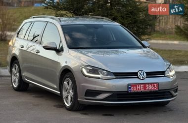 Универсал Volkswagen Golf 2019 в Луцке