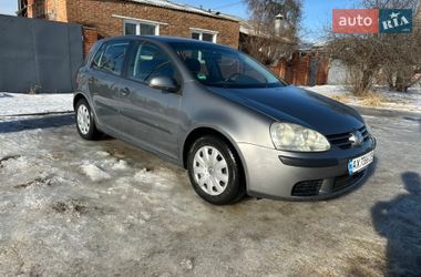 Хэтчбек Volkswagen Golf 2004 в Харькове