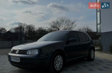 Хетчбек Volkswagen Golf 1998 в Надвірній