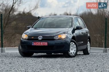 Хэтчбек Volkswagen Golf 2010 в Дрогобыче