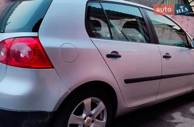 Хэтчбек Volkswagen Golf 2005 в Харькове
