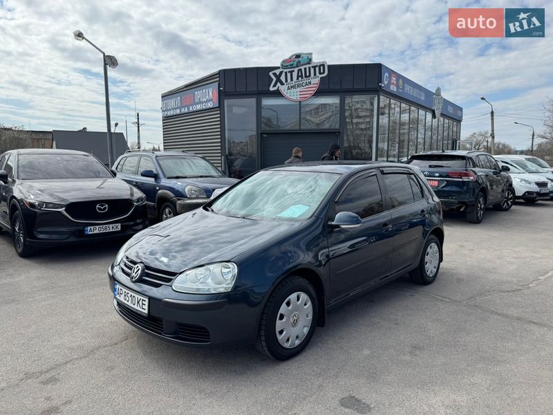 Volkswagen Golf 2004