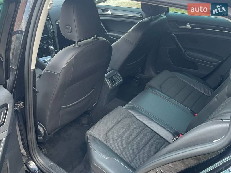 Универсал Volkswagen Golf 2014 в Чорткове