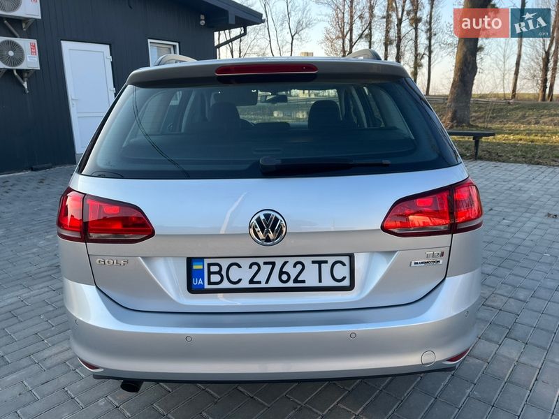 Универсал Volkswagen Golf 2015 в Львове
