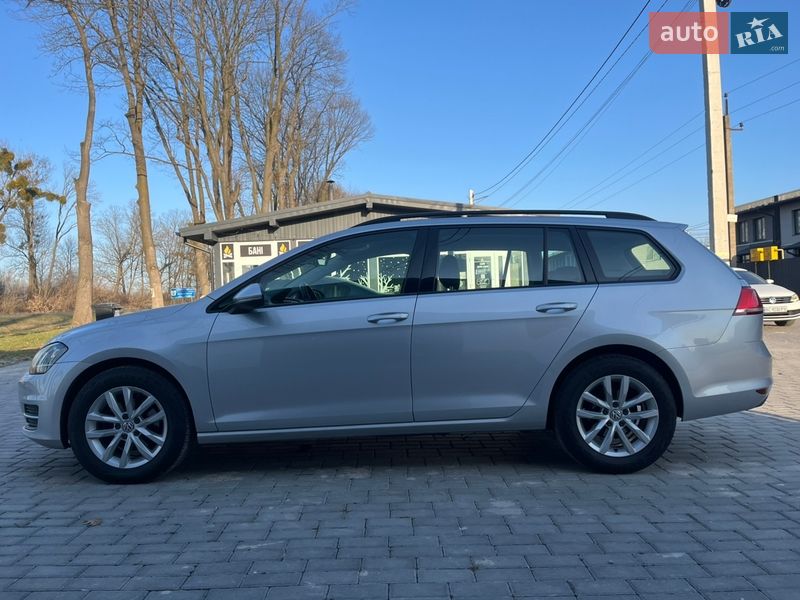 Универсал Volkswagen Golf 2015 в Львове