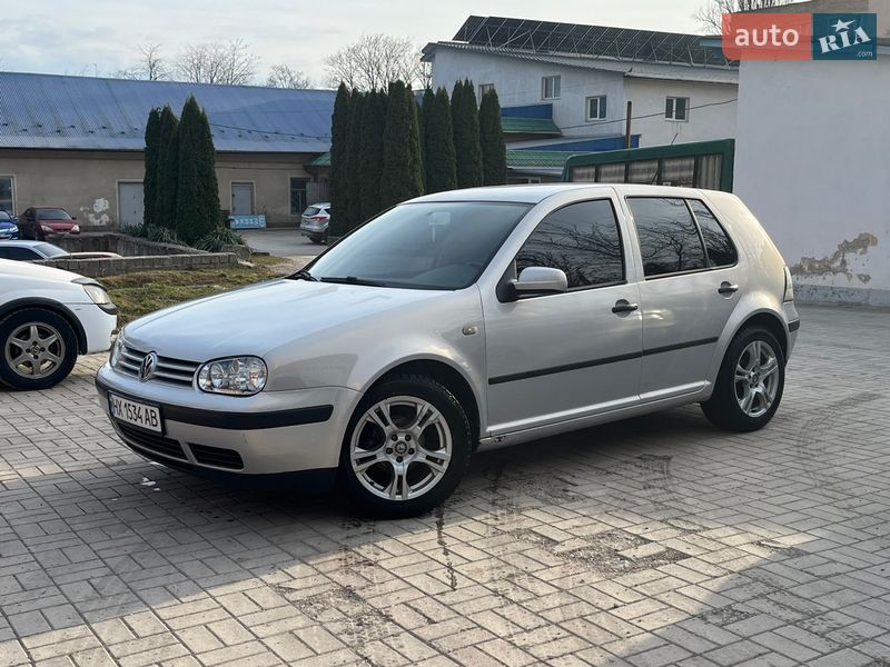 Volkswagen Golf 2000