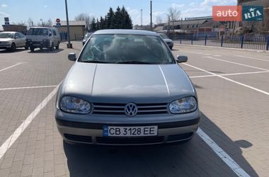 Хэтчбек Volkswagen Golf 2002 в Прилуках