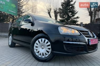 Універсал Volkswagen Golf 2009 в Луцьку