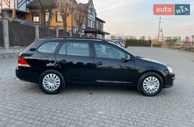 Універсал Volkswagen Golf 2009 в Луцьку