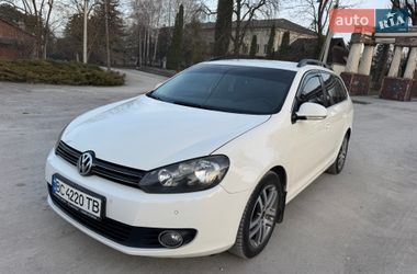 Універсал Volkswagen Golf 2009 в Новій Ушиці