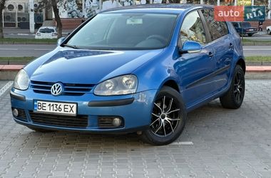 Хетчбек Volkswagen Golf 2004 в Одесі