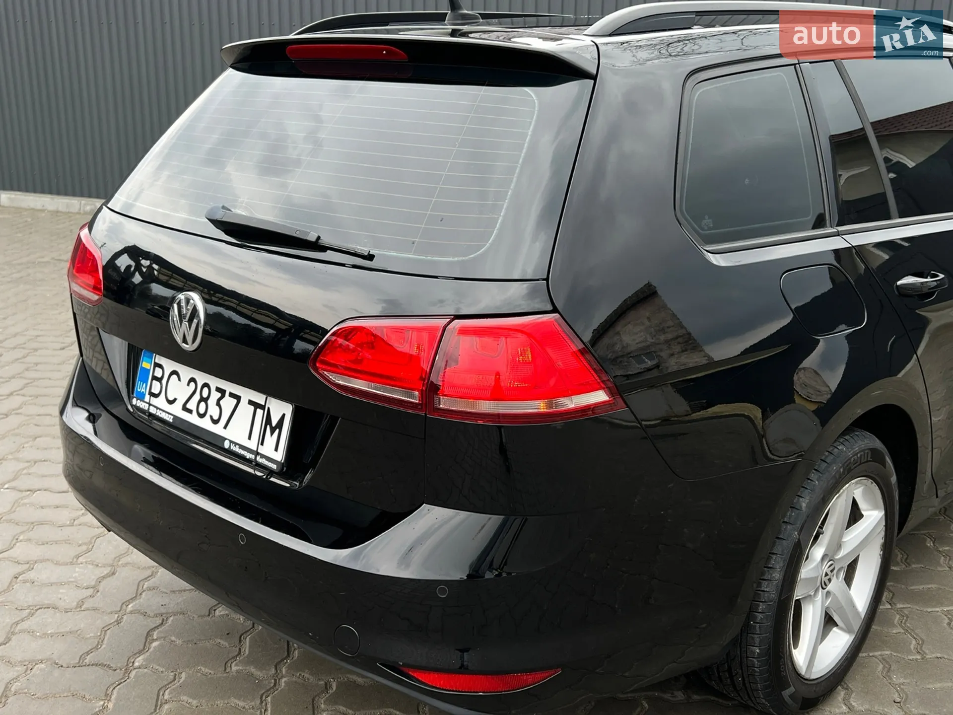 Volkswagen Golf 2015 VIN WVWZZZAUZFP634334 фото оголошення 21 з 96