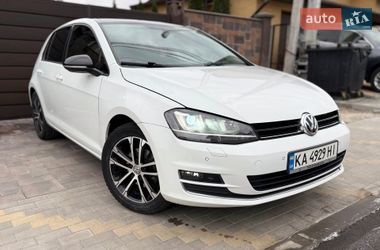 Хетчбек Volkswagen Golf 2015 в Києві