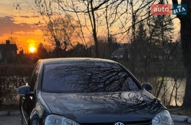 Хетчбек Volkswagen Golf 2008 в Березному