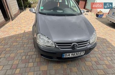 Хетчбек Volkswagen Golf 2005 в Гайвороні
