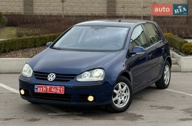Хетчбек Volkswagen Golf 2006 в Запоріжжі