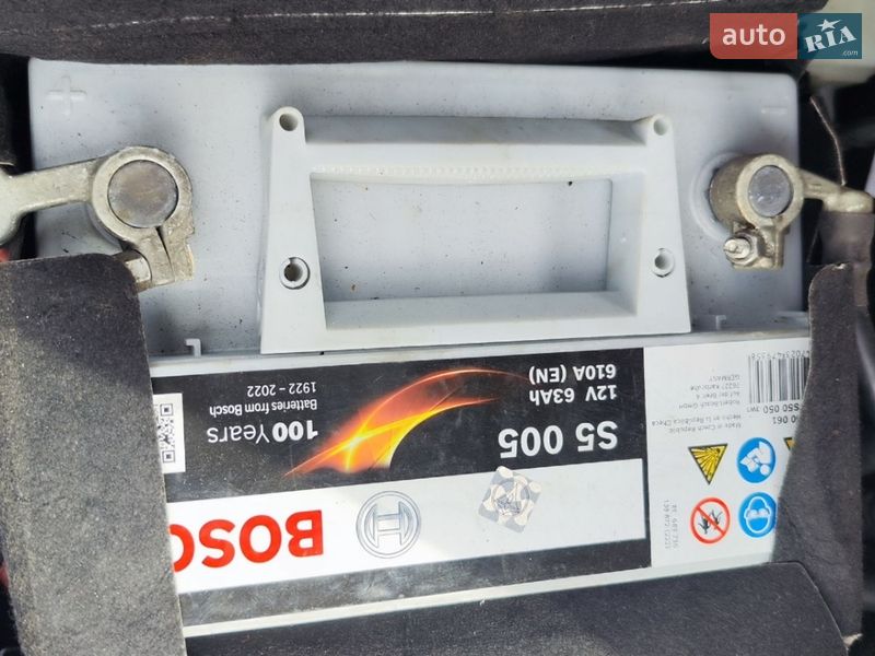 Хэтчбек Volkswagen Golf 2010 в Хмельницком