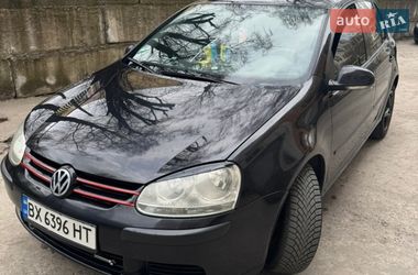Хетчбек Volkswagen Golf 2004 в Хмельницькому