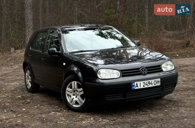 Хетчбек Volkswagen Golf 2002 в Софіївській Борщагівці