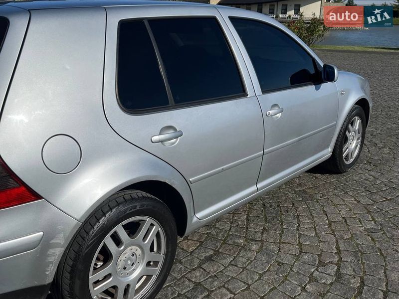 Хэтчбек Volkswagen Golf 2000 в Львове