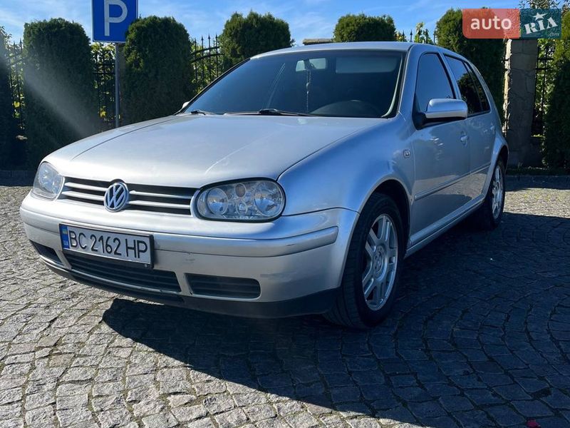 Хэтчбек Volkswagen Golf 2000 в Львове