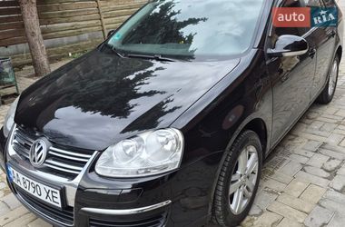 Універсал Volkswagen Golf 2009 в Києві