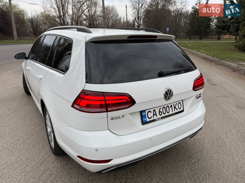 Универсал Volkswagen Golf 2017 в Черкассах