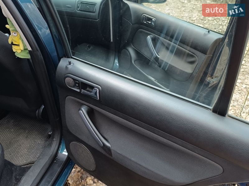 Универсал Volkswagen Golf 2003 в Ахтырке