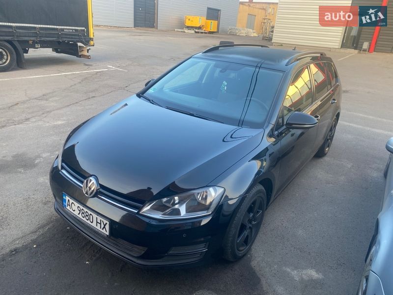 Универсал Volkswagen Golf 2013 в Луцке