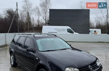 Универсал Volkswagen Golf 2001 в Бориславе