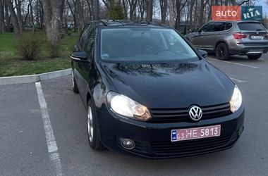 Хэтчбек Volkswagen Golf 2009 в Александрие