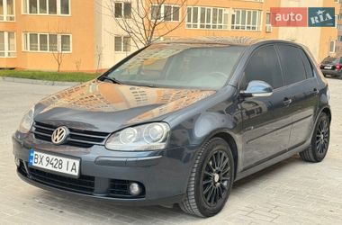 Хэтчбек Volkswagen Golf 2004 в Хмельницком