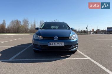 Універсал Volkswagen Golf 2016 в Києві