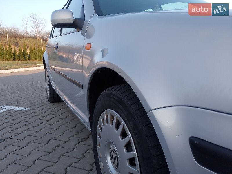 Хэтчбек Volkswagen Golf 1998 в Иванове