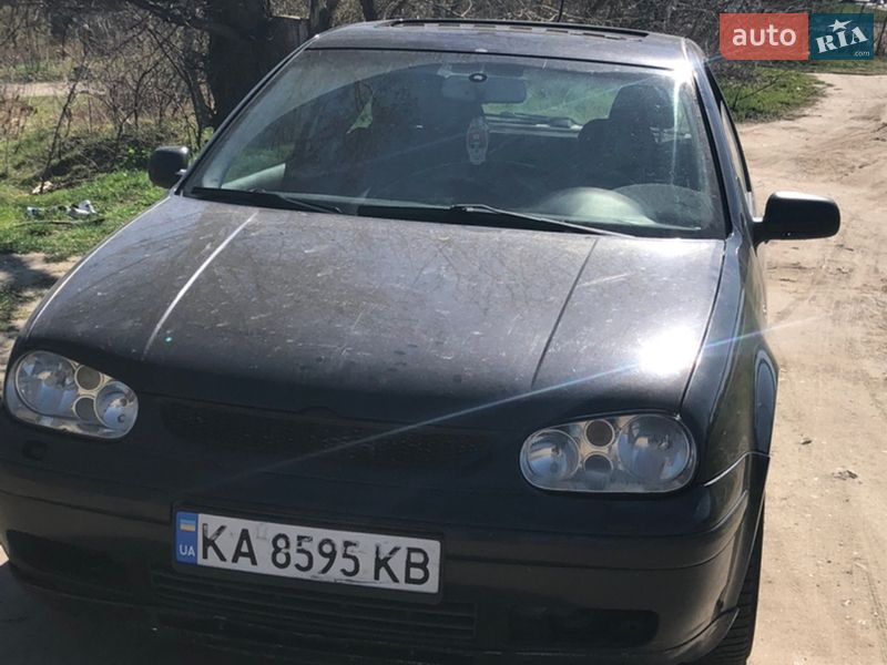 Volkswagen Golf 2000