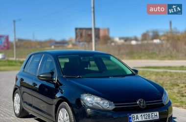 Хетчбек Volkswagen Golf 2012 в Кропивницькому