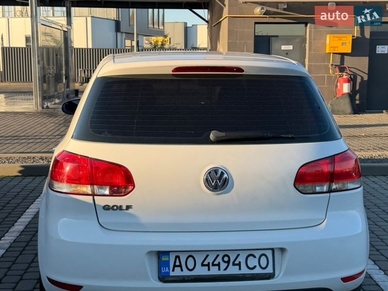 Хэтчбек Volkswagen Golf 2011 в Поляне фото 5 Хэтчбек Volkswagen Golf 2011 в Поляне