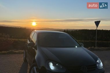 Хэтчбек Volkswagen Golf 2005 в Турке