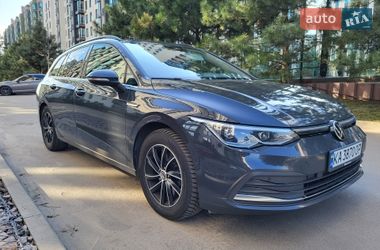 Универсал Volkswagen Golf 2021 в Киеве