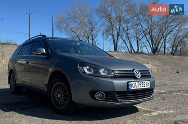Универсал Volkswagen Golf 2010 в Киеве