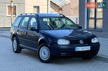 Універсал Volkswagen Golf 1999 в Жовкві