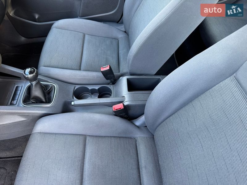 Хэтчбек Volkswagen Golf 2008 в Ужгороде