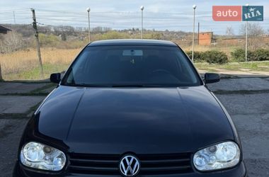 Хетчбек Volkswagen Golf 2003 в Мерефа