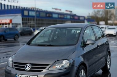 Хетчбек Volkswagen Golf 2005 в Хмельницькому