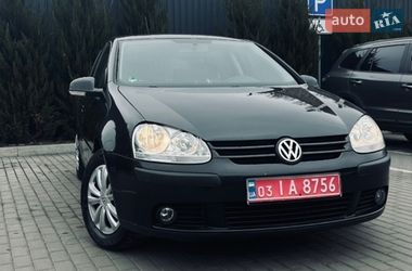 Хэтчбек Volkswagen Golf 2006 в Городище