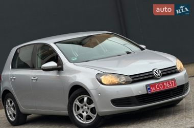 Хэтчбек Volkswagen Golf 2010 в Самборе