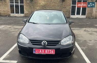 Хэтчбек Volkswagen Golf 2006 в Киеве